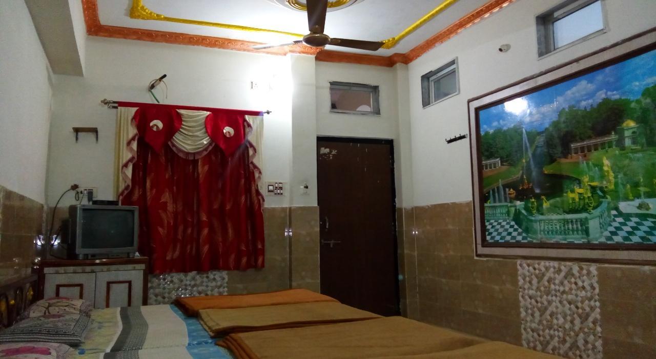 Chittorgarh Amber Plaza酒店 外观 照片
